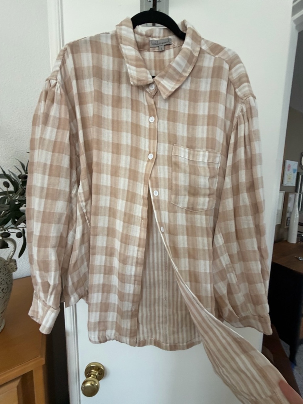 Wishlist Apparel Women's Beige Plaid Button-Up Shirt - Size L